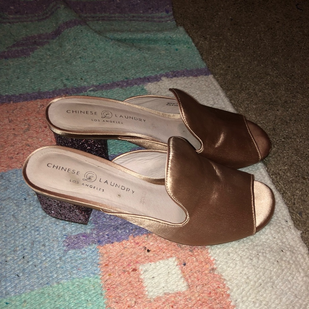mules with glitter heel!